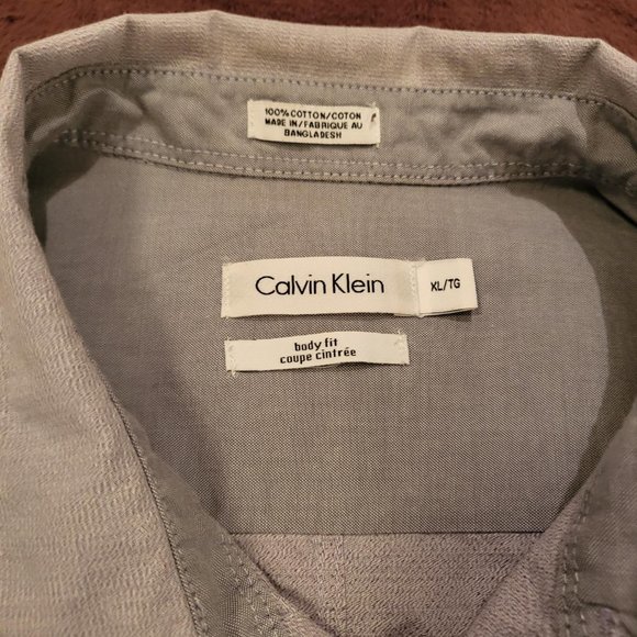 Calvin Klein Button Down Shirt - Picture 3 of 3